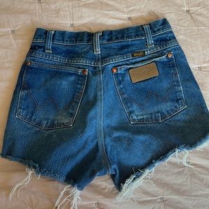 Wrangler deep blue Jean shorts